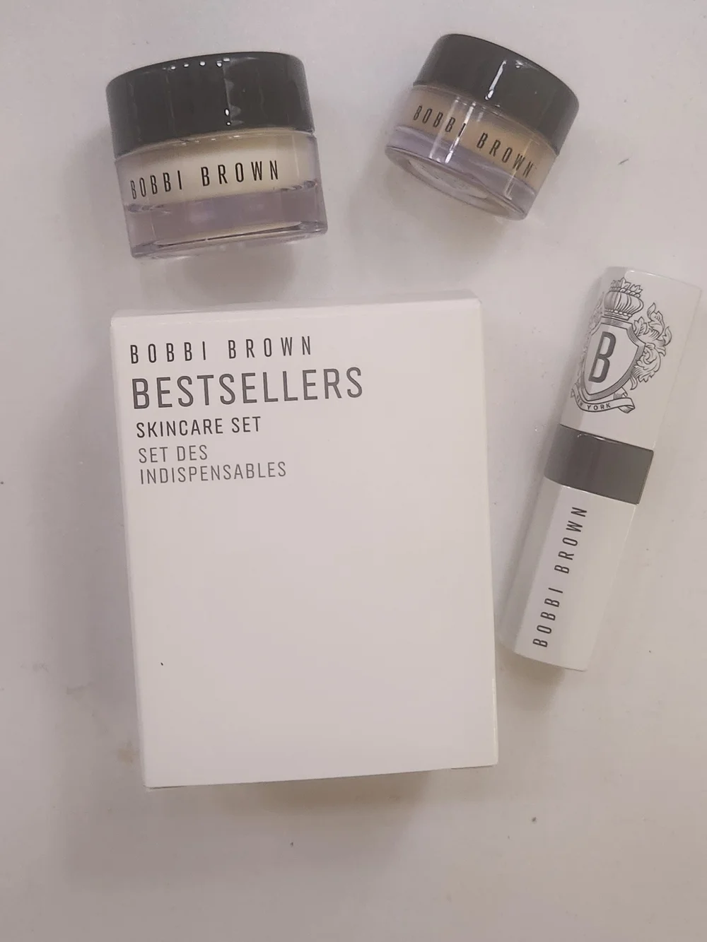Bobbi Brown 'Bestsellers' & 'Bases Covered' Makeup Set - Black & White  Bundle!
